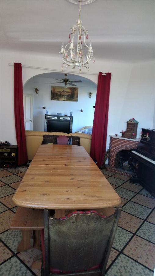 Chambre D'Hote Dans Maison Atypique Possibilite 1 Lit Supplementaire Pour 15 Euros Sancoins Exterior photo